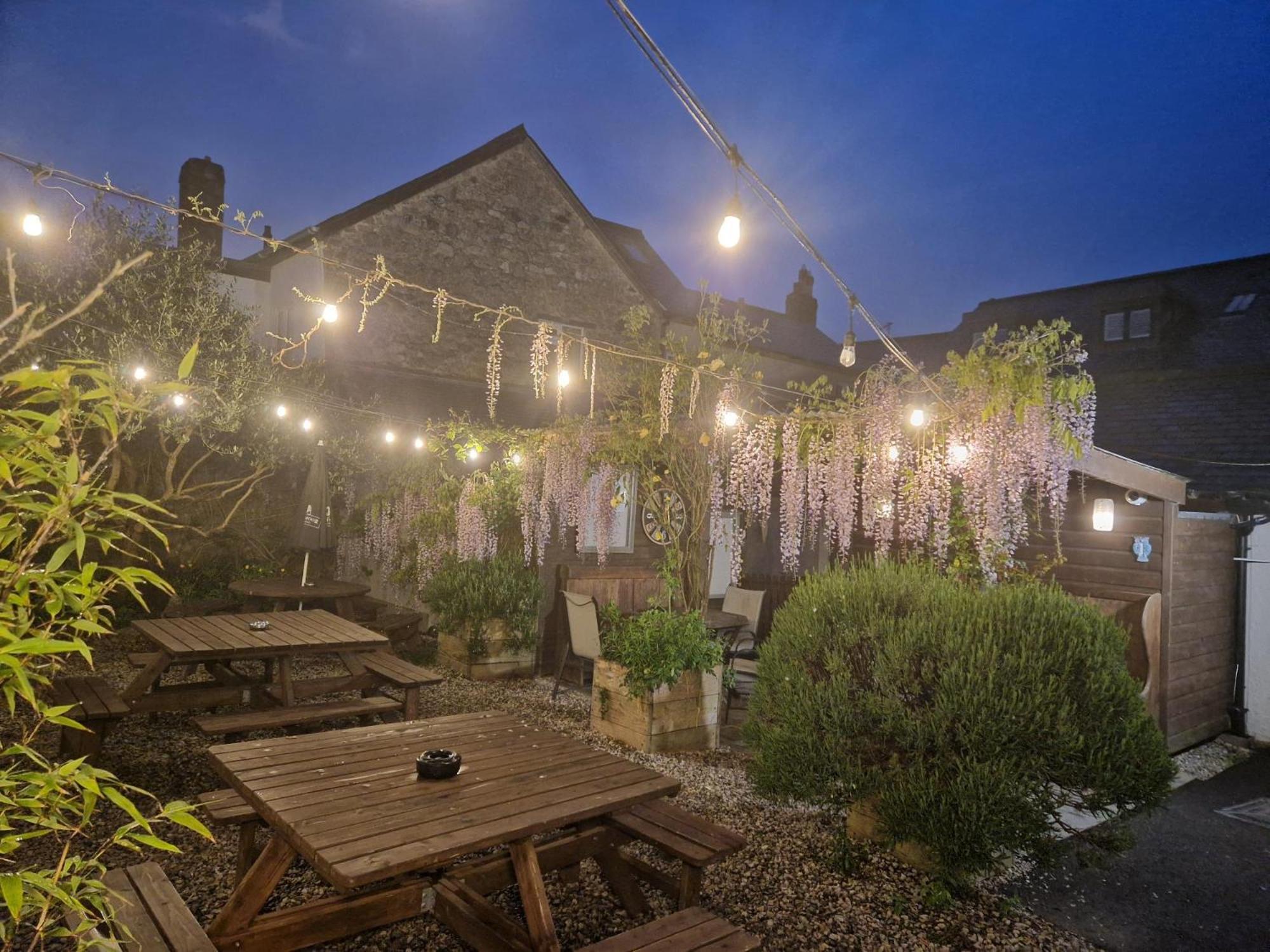 Ring O Bells Bed & Breakfast Чагфорд Екстериор снимка