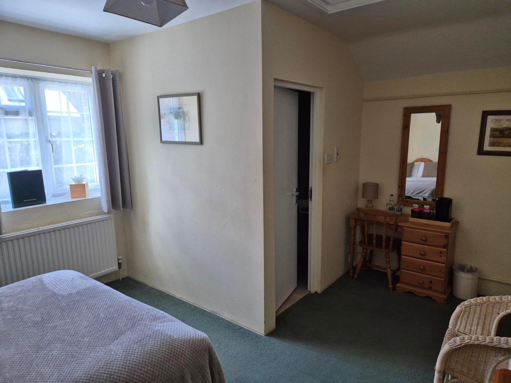 Ring O Bells Bed & Breakfast Чагфорд Екстериор снимка