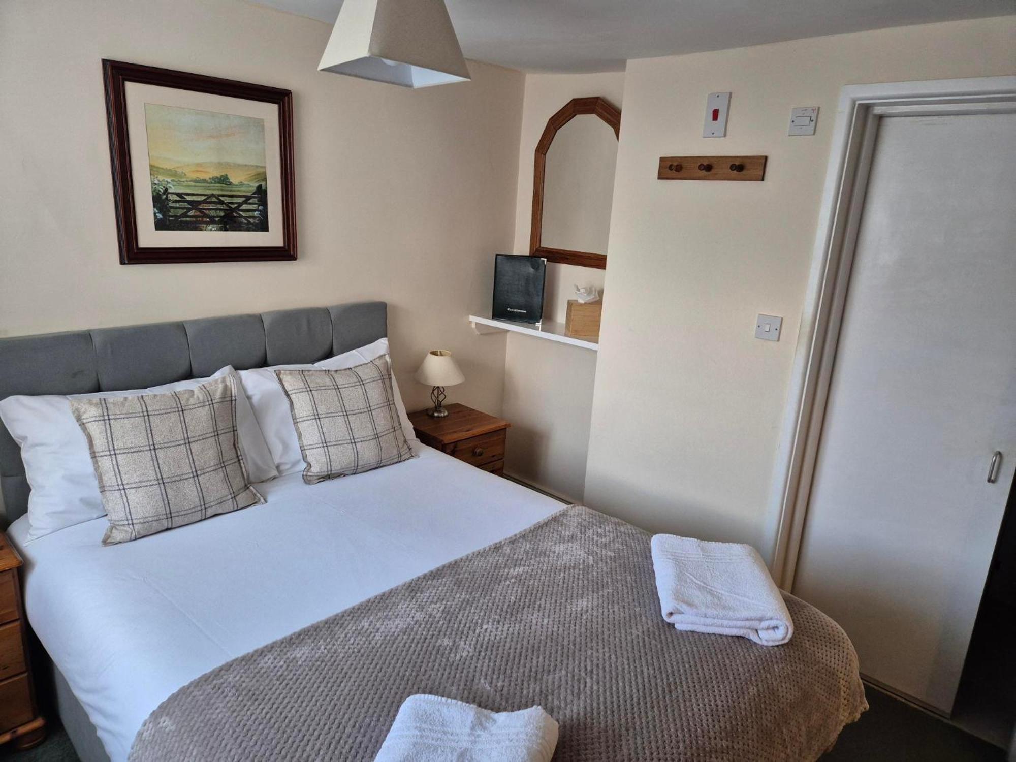 Ring O Bells Bed & Breakfast Чагфорд Екстериор снимка